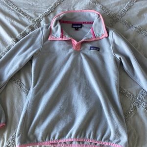 Grey Patagonia button up sweatshirt in good condition.